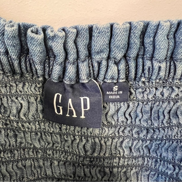 GAP Blue Smocked Blouse with Ruffle Details - Picture 2 of 6